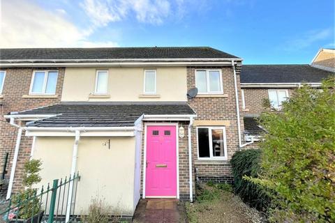 3 bedroom terraced house to rent, The Oaks,  Newbury,  RG14