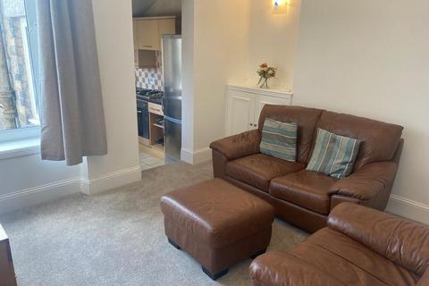 2 bedroom flat to rent, Hollybank Place, City Centre, Aberdeen, AB11