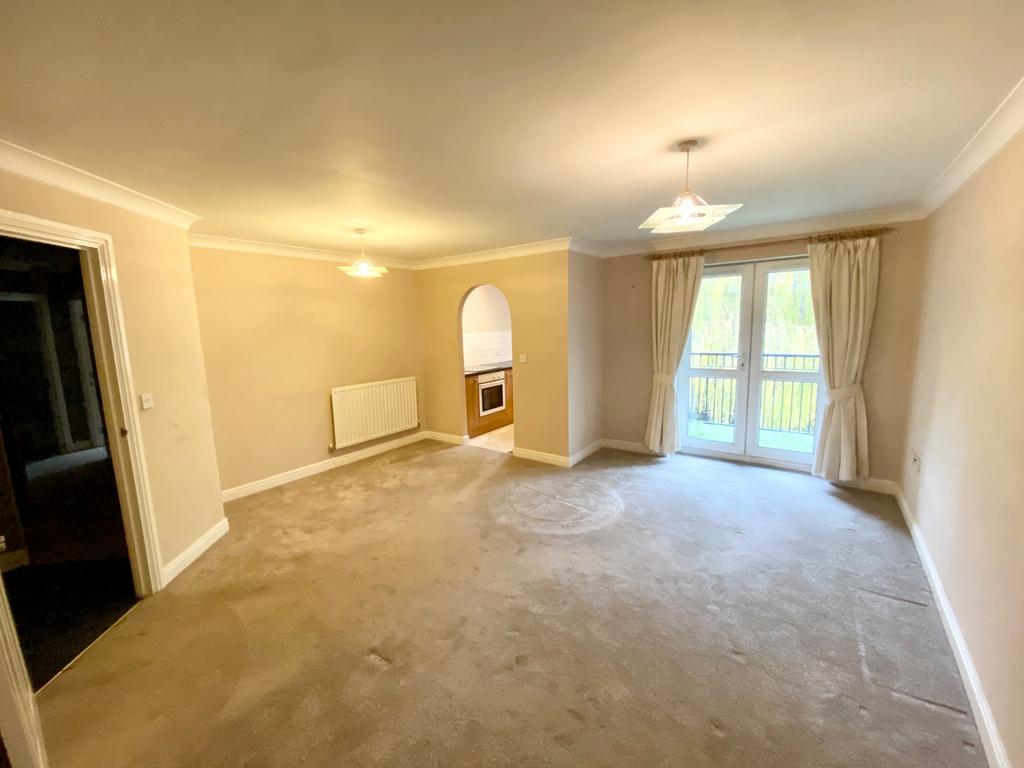 121 Longfellow Court, Mytholmroyd HX7... 2 bed apartment £125,000