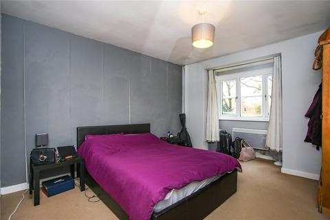 2 bedroom flat for sale - Peel Moat Road, Heaton Moor, Stockport, SK4