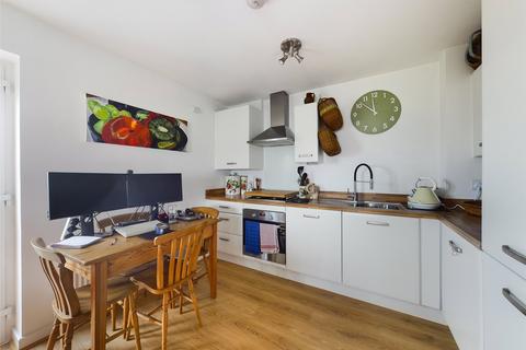 2 bedroom apartment for sale - Hyatt Close, Longford, Gloucester, Gloucestershire, GL2