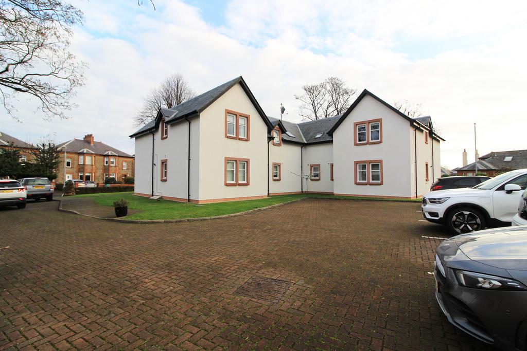 St. Quivox Road, Prestwick, KA9 2 bed apartment £190,000