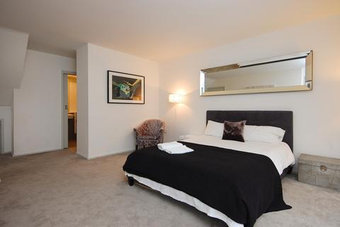 3 bedroom flat for sale - Rufford Street, London, N1
