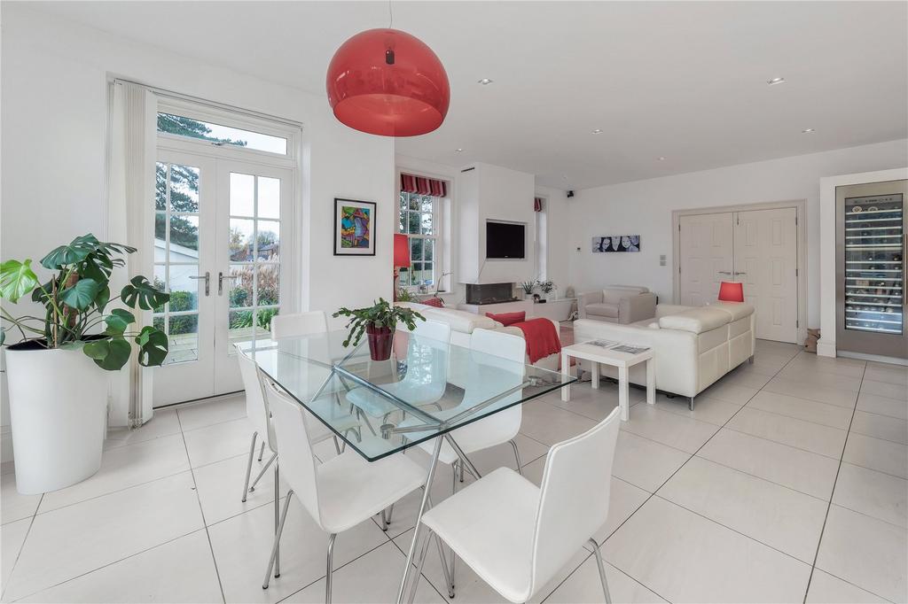 Kitchen/Living Room