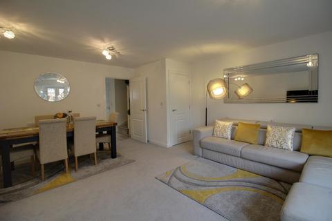 60 Nightingale Way, Reading, RG30 1FF