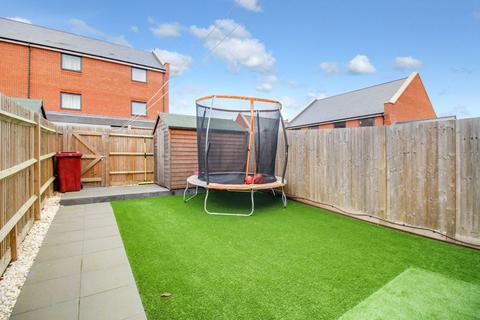60 Nightingale Way, Reading, RG30 1FF