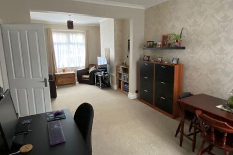 2 Alcombe Terrace, Northampton, NN1 3LD