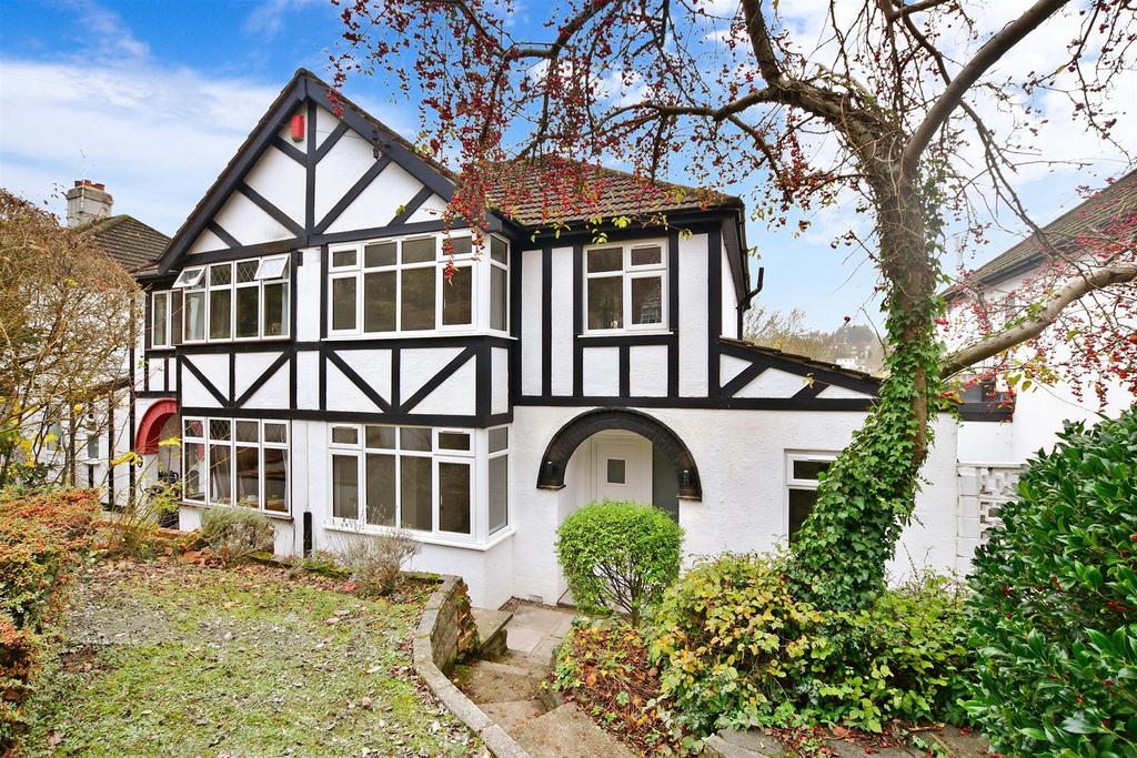 Haydn Avenue, Purley, Surrey 4 bed semidetached house £590,000