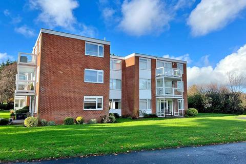 2 bedroom apartment for sale - Keats Avenue, Milford on Sea, Lymington, Hampshire, SO41