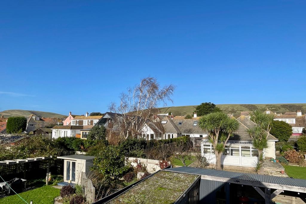BAY CRESCENT, SWANAGE 4 bed detached house £1,100,000