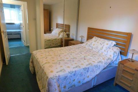 2 bedroom flat to rent - South Elixa Place, Edinburgh EH8