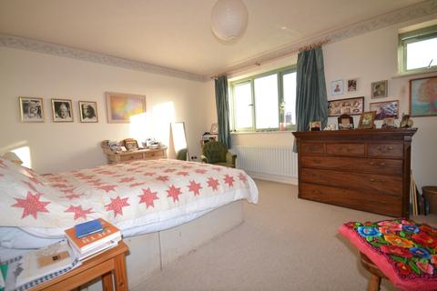 18 Harrison Close, Newnham, GL14 1DW
