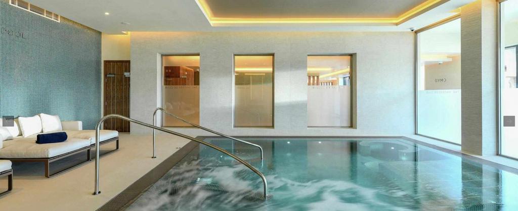 Jacuzzi