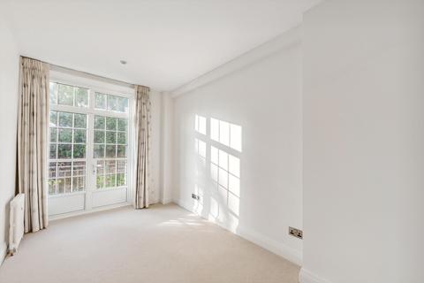 4 bedroom property to rent - Cheyne Walk, London, SW3