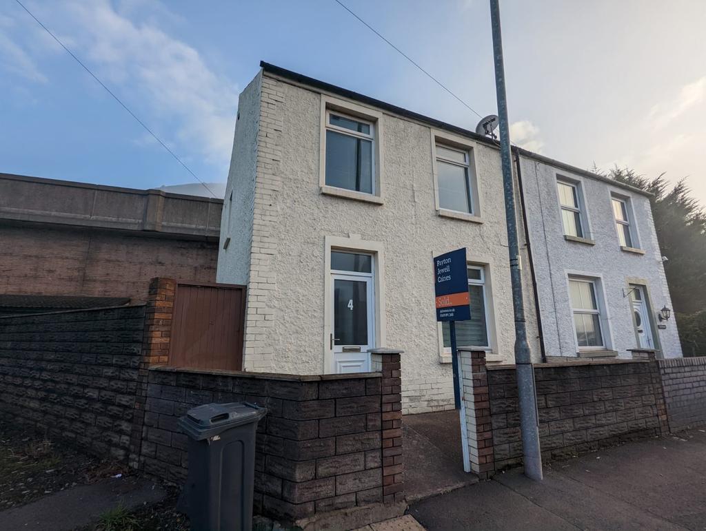 Danybryn Road, Port Talbot, Neath... 3 bed end of terrace house £
