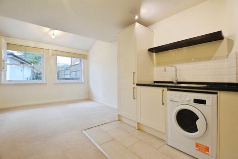 1 bedroom flat to rent, Approach Road, St Albans, AL1