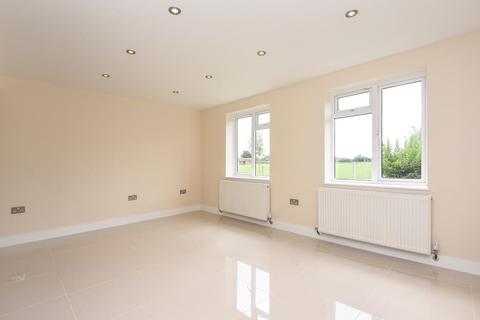 3 bedroom terraced house for sale - Chesterton,  Oxfordshire,  OX26