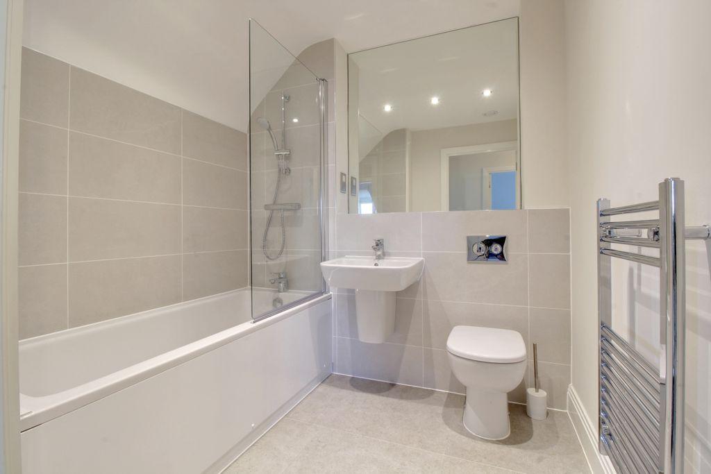 Bathroom (Bathroom)