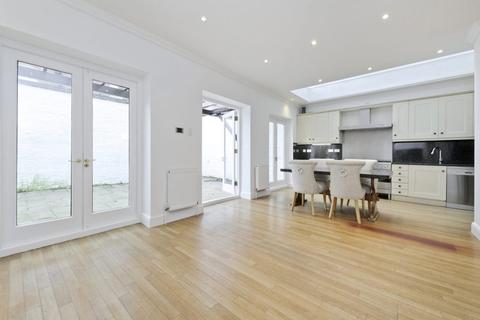 6 bedroom end of terrace house for sale - Moore Street, Chelsea, SW3