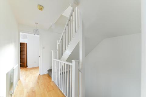3 bedroom townhouse to rent - Inglewood Close, London, E14