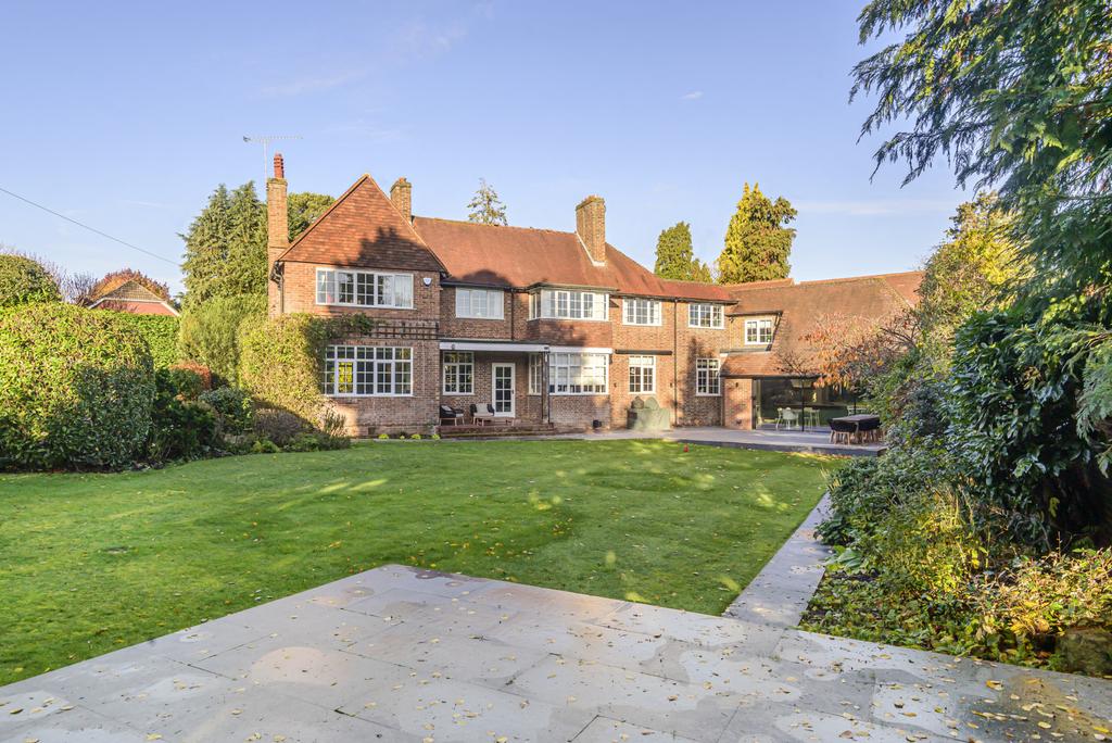 Ridgway, Pyrford, GU22 6 bed detached house £2,300,000