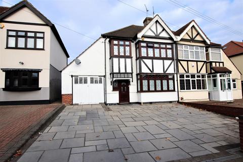 3 bedroom semi-detached house for sale - Upminster Road, Hornchurch RM11