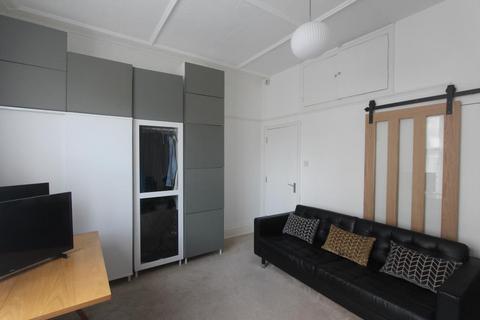 Flat 7, 19 Alexandra Road, London, NW8 0DP