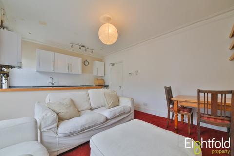 4 bedroom maisonette to rent, Warleigh Road, Brighton