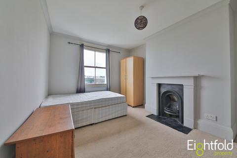 4 bedroom maisonette to rent, Warleigh Road, Brighton