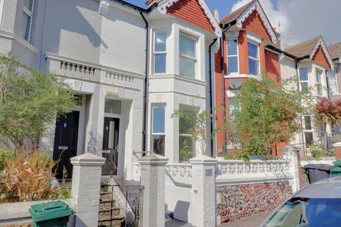 5 bedroom terraced house to rent, Hollingbury Road, Brighton