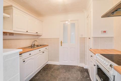 2 bedroom semi-detached bungalow for sale - Ascot Close, Thundersley