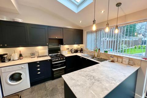 28 Bramley Croft, Shirley, Solihull, B90 3EJ