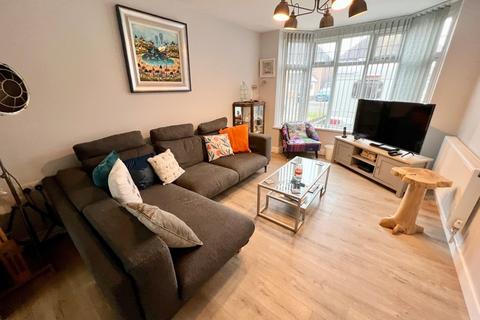 28 Bramley Croft, Shirley, Solihull, B90 3EJ