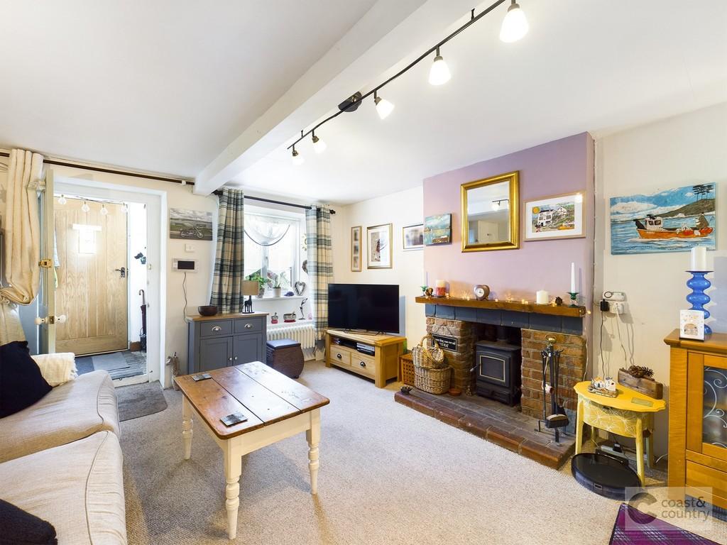 Church Street, Kingsteignton 2 bed semidetached house £350,000