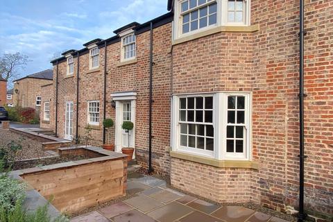 4 bedroom semi-detached house for sale - Dinsdale Hall, Middleton St. George, Darlington, Durham, DL2