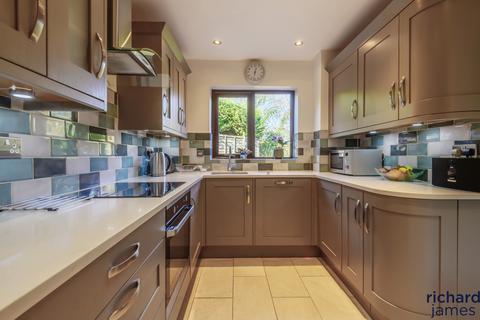 3 bedroom detached house for sale - Pitchens End, Broad Hinton, Wiltshire, SN4