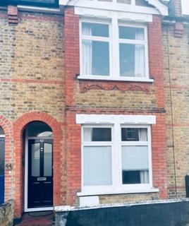 2 bedroom terraced house to rent, Herbert Road, Bromley