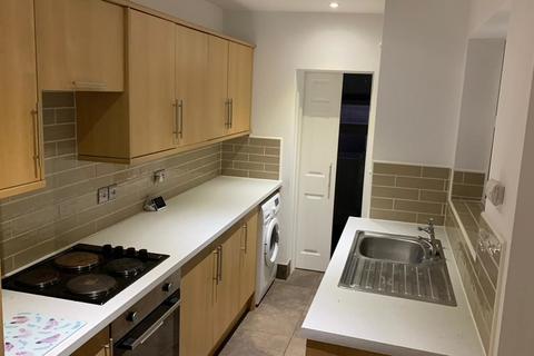 2 bedroom terraced house to rent - Beacon Hill Road, Newark