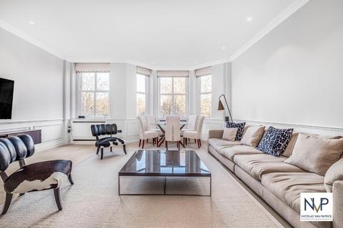 3 bedroom apartment to rent, Cadogan Square, Chelsea, SW1X