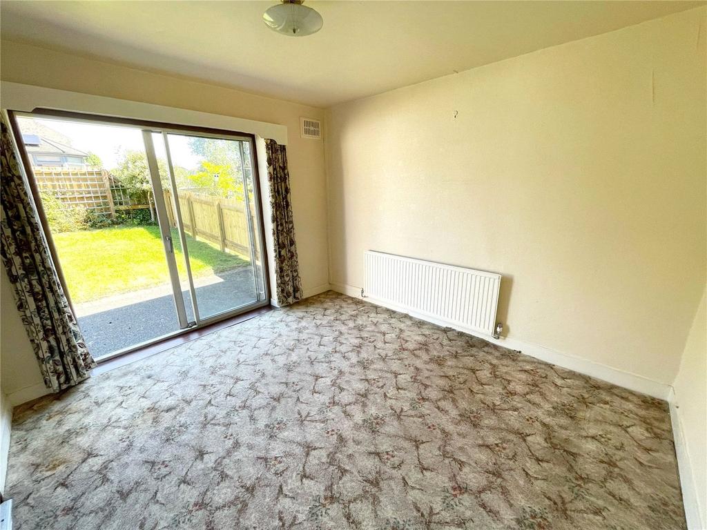 Hermitage Road, Saughall, Chester, CH1 4 bed semidetached house for sale £250,000