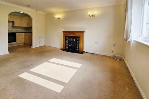 1 bedroom flat for sale, Queens Park House, Queens Park View, Handbridge, Chester, CH4