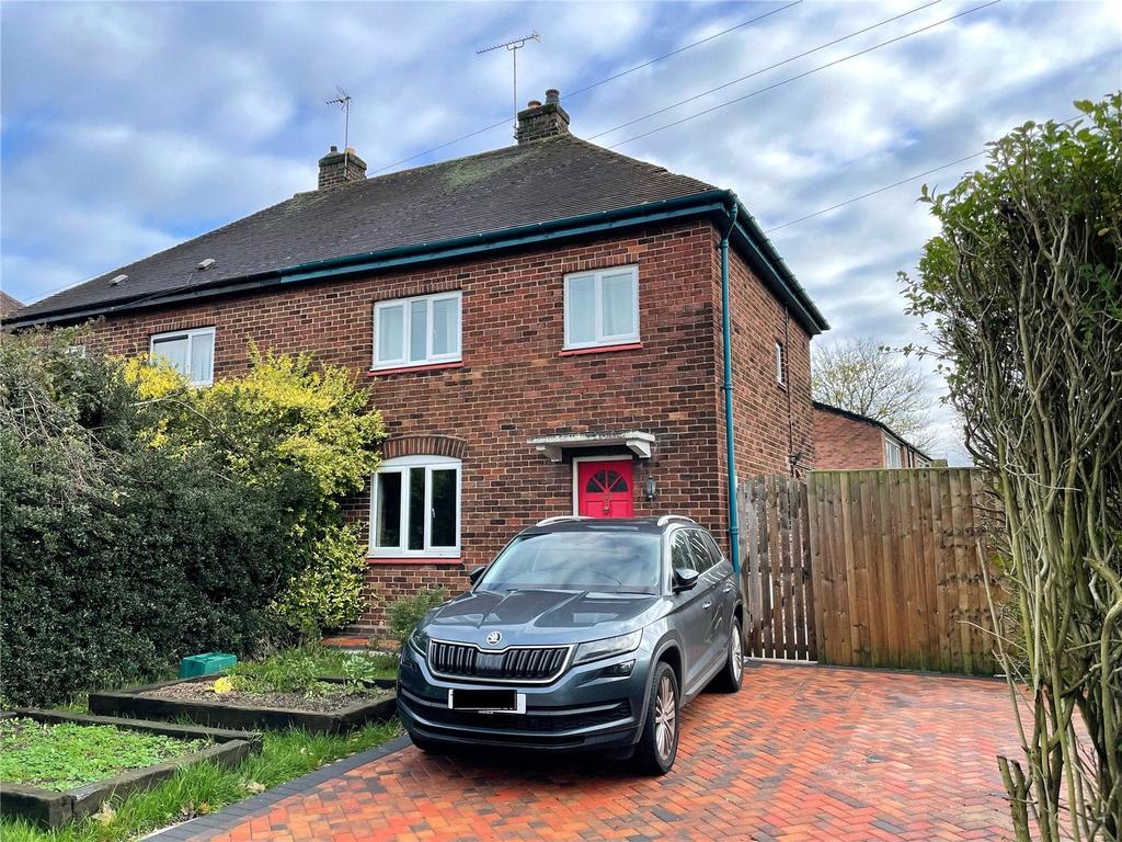 St Marks Road, Chester, CH4 3 bed semidetached house £215,000