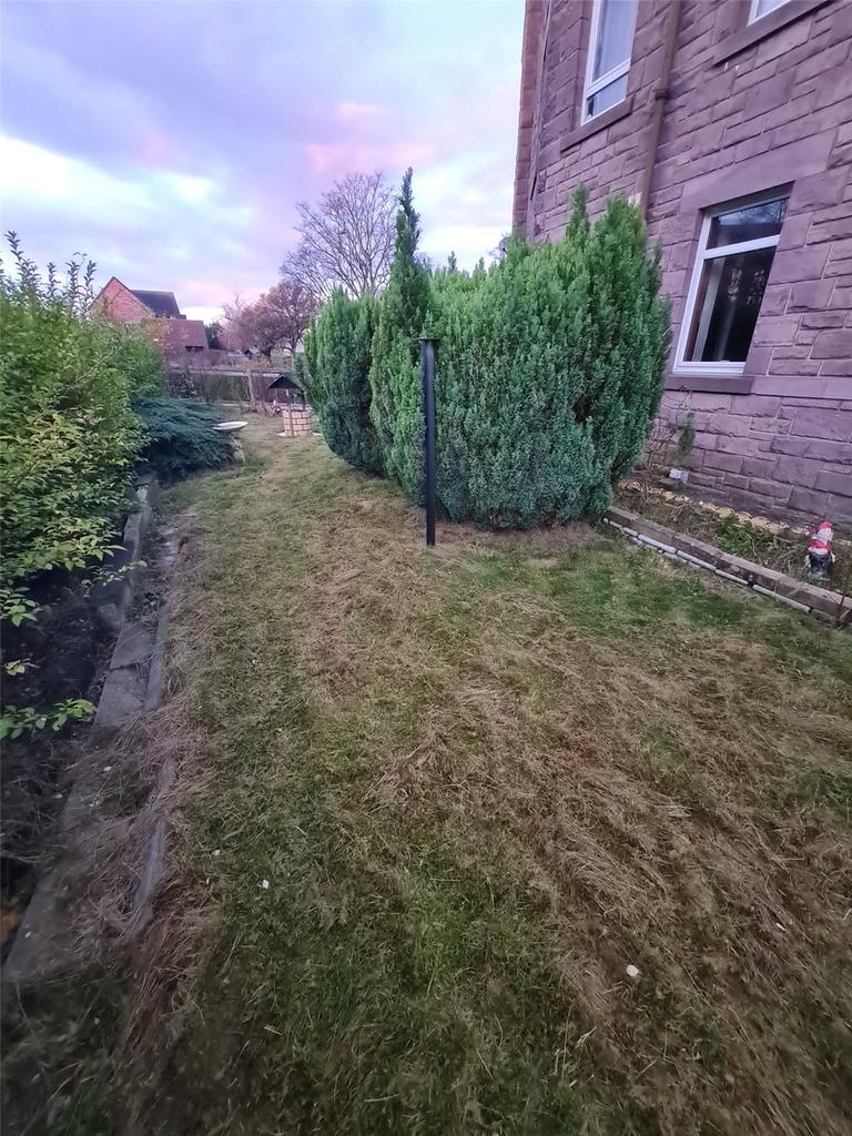 Front Garden Alt