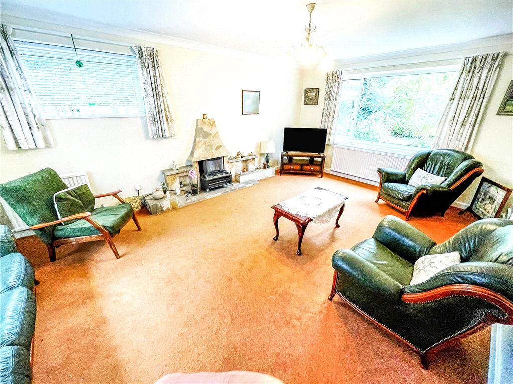 Holbein Close, Belgrave Park, Chester, CH4 4 bed detached house for