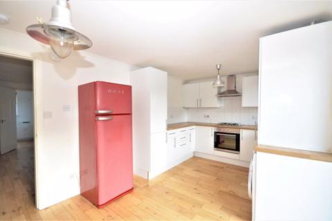 3 bedroom semi-detached house to rent - Kingshill Avenue, Glasgow