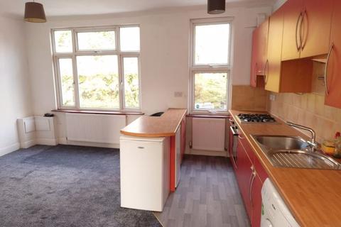 1 bedroom apartment to rent - Godstone Road, Kenley