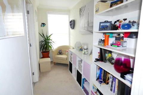 2 bedroom flat to rent - Capstone Road, , Bournemouth