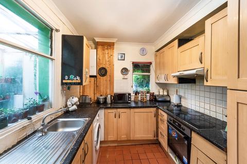 2 bedroom terraced house for sale - Ceres Road, Plumstead, London, SE18