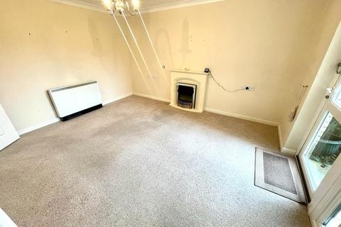 1 bedroom ground floor flat for sale - George Street, Huntingdon, PE29