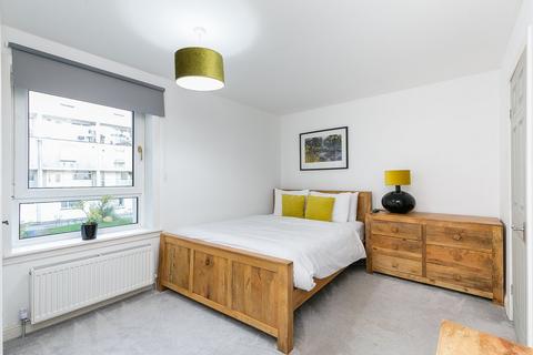 9/7 Viewcraig Street, Edinburgh, EH8 9UG